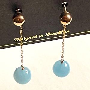 14 karat gold earring with aquamarine ball dangle